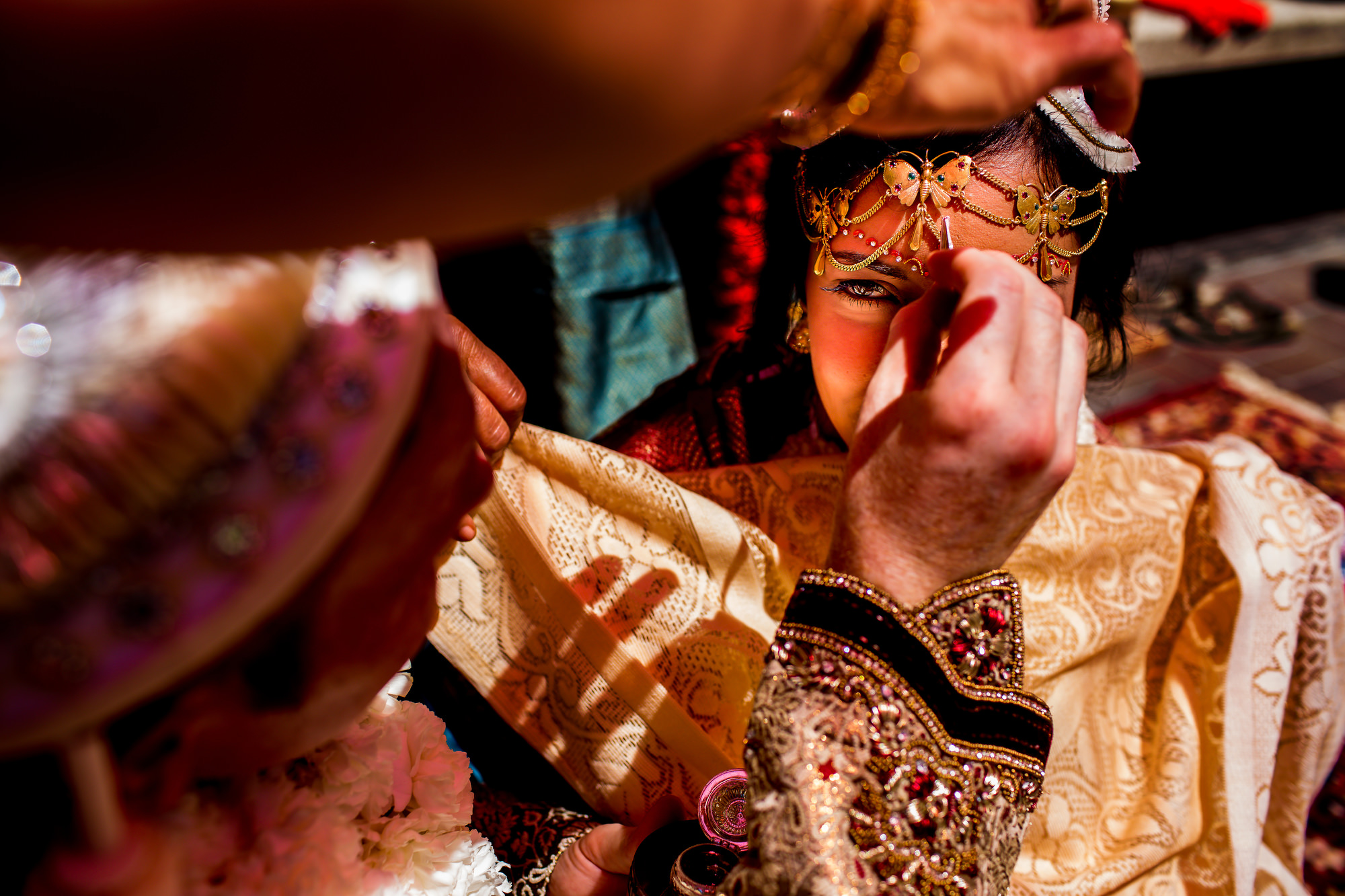 A traditional Indian ceremony and wedding held in Portland, Oregon at the Oregon Historical Society with a Western style wedding at Ponzi Winery in the Willamette Valley by Stark Photography. (15)