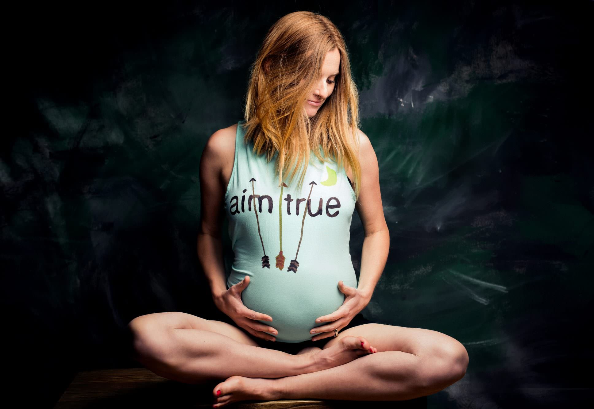Maternity Studio Branding Portrait - Lindsay Stark
