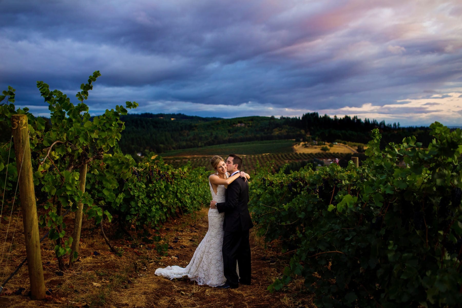 Willamette Valley Vineyards Wedding (13)
