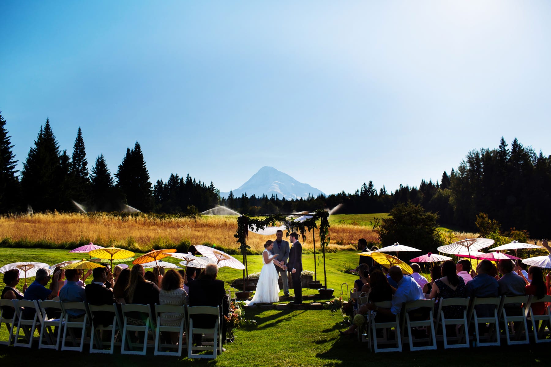 Mt. Hood Bed and Breakfast wedding, Oregon. (25)