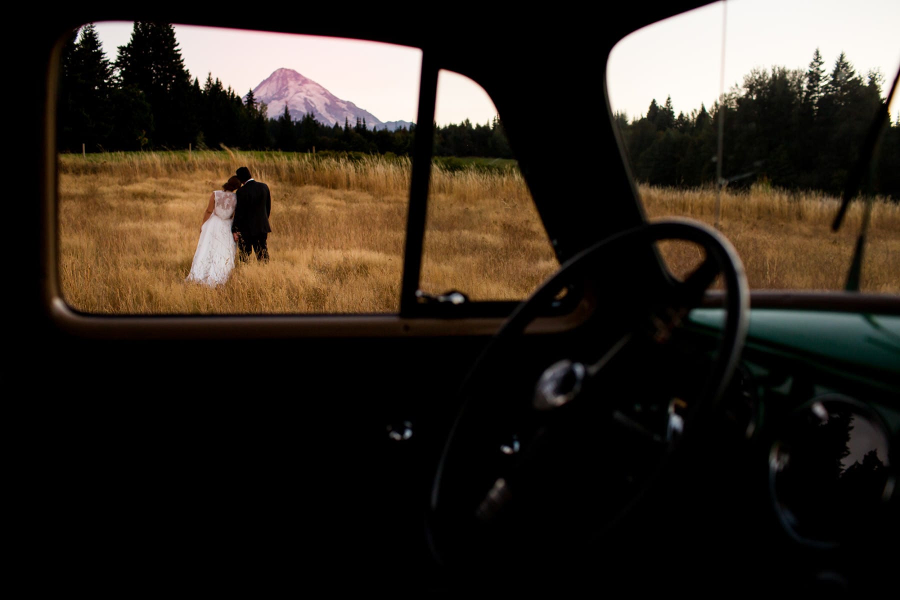 Mt. Hood Bed and Breakfast wedding, Oregon. (15)