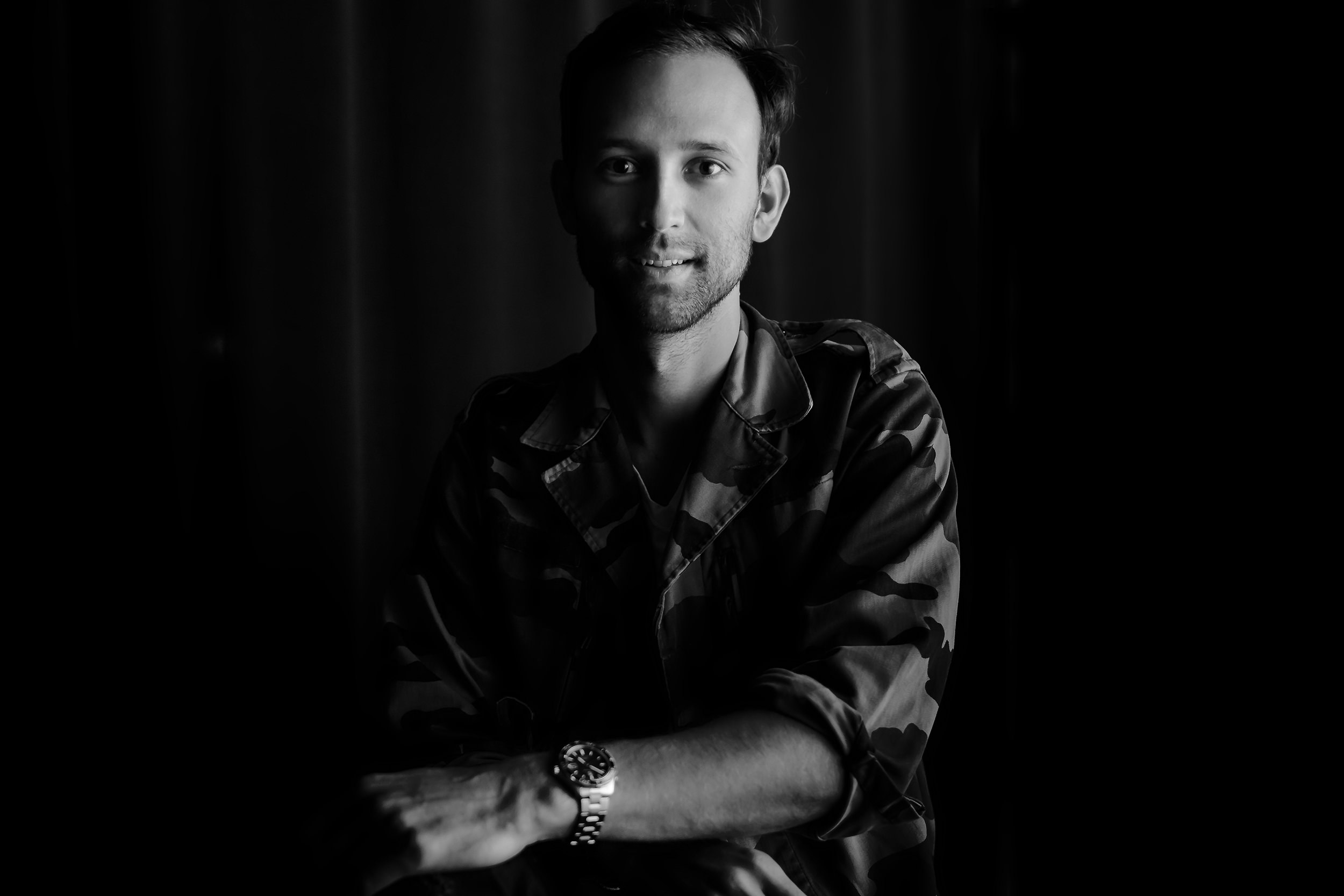 Mark Condon is the Founder of Shotkit - a widely popular wedding and portrait photography blog and website.