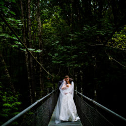 A wedding in Bambridge Island at the Islandwood Retreat in the forest of Washington by Stark Photography.
