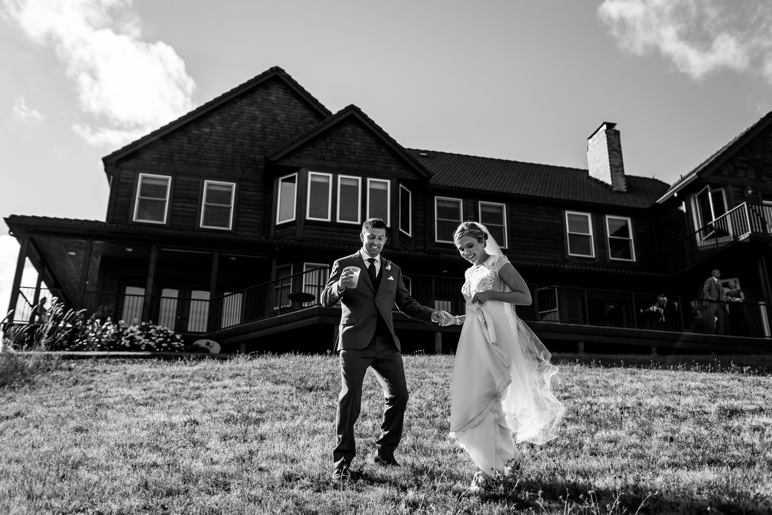 Youngberg Hill Wedding Venue Photography by Stark Photography016