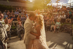 First kiss at a Columbia Gorge wedding