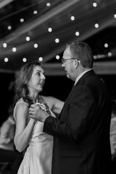 A tender father daughter first dance moment at a Hood River Oregon wedding.